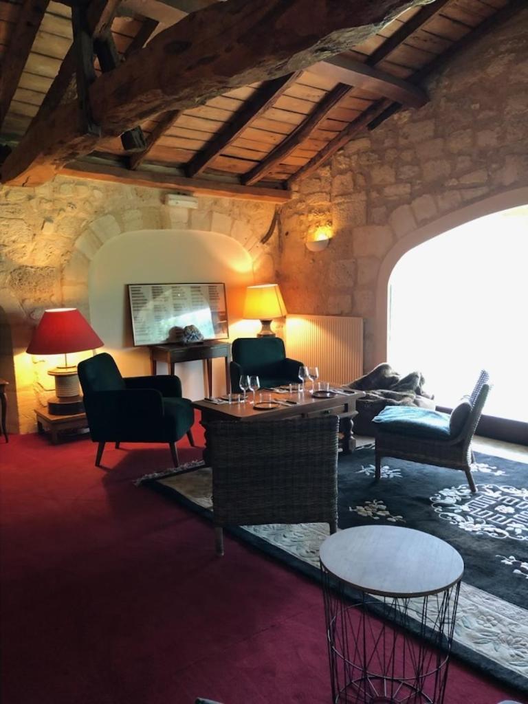 Chateau De La Vieille Chapelle Lugon et l’Ile du Carney Εξωτερικό φωτογραφία