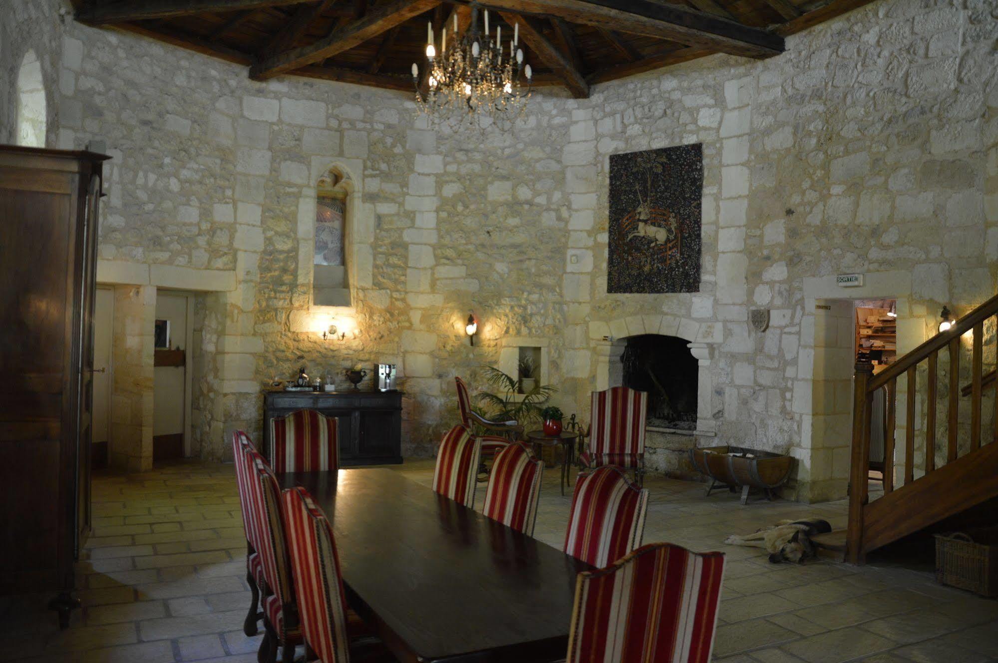Chateau De La Vieille Chapelle Lugon et l’Ile du Carney Εξωτερικό φωτογραφία