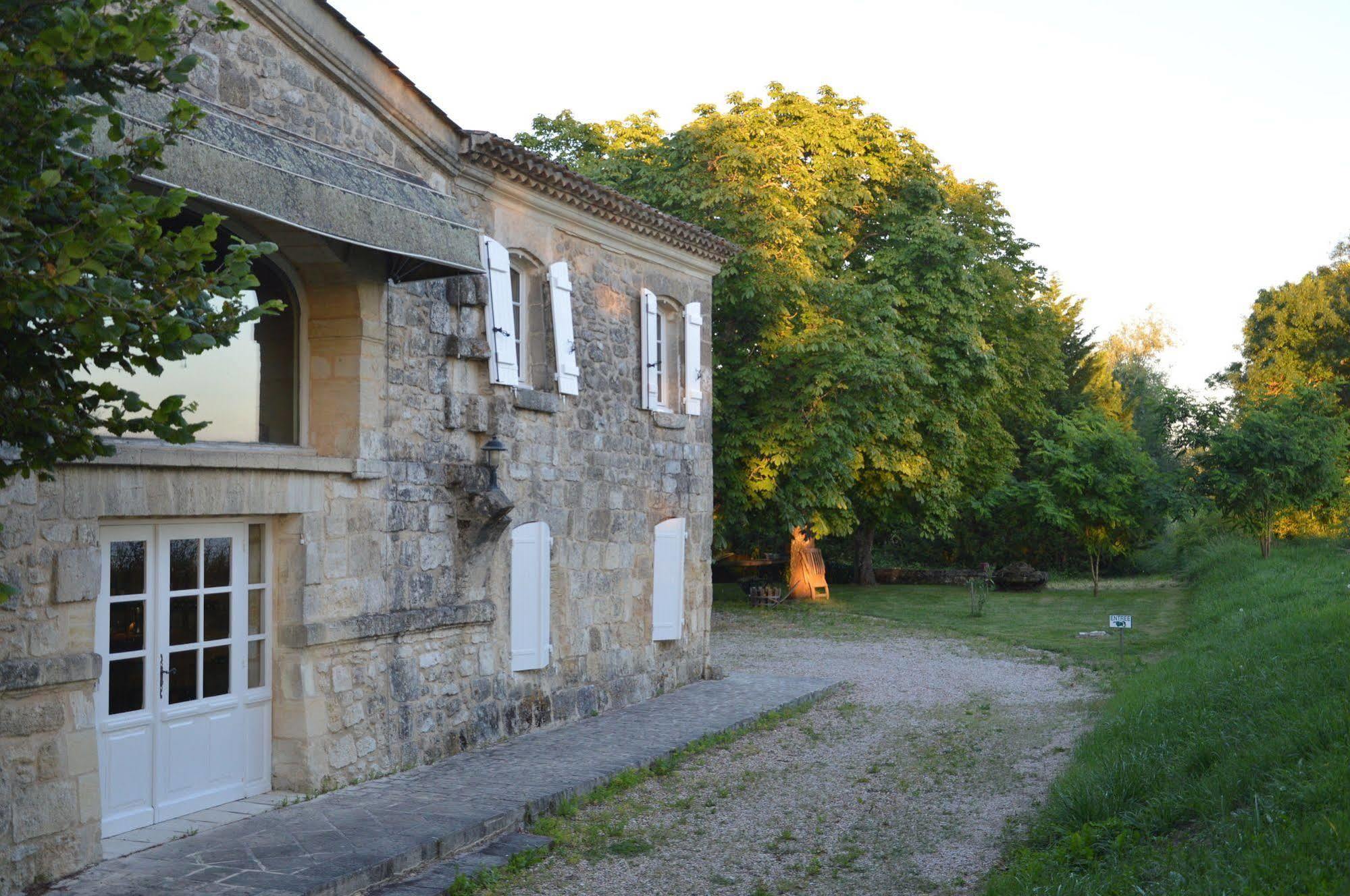 Chateau De La Vieille Chapelle Lugon et l’Ile du Carney Εξωτερικό φωτογραφία